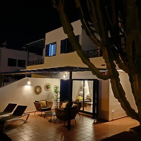 Villa Optimist Rubicon Piscina Climatizable, Frente Al Mar Playa Blanca  Esterno foto